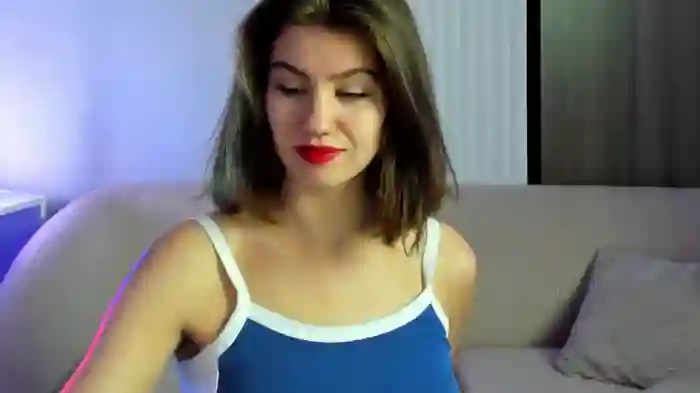 Selena_grey_