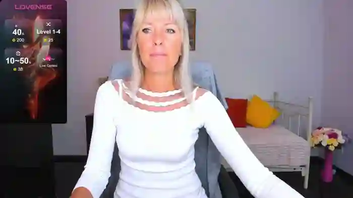 Anita_Tayson