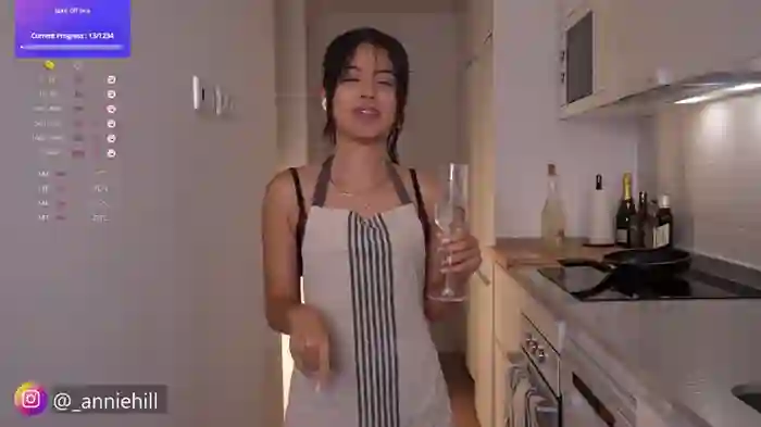 anniehillofficial