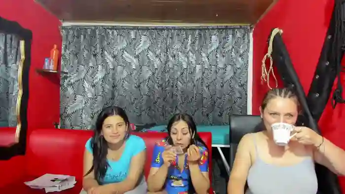 lesbiancuple