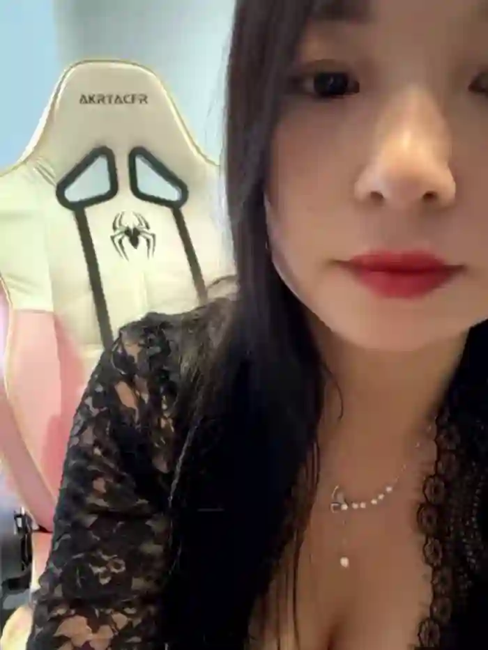 Q-Babyy