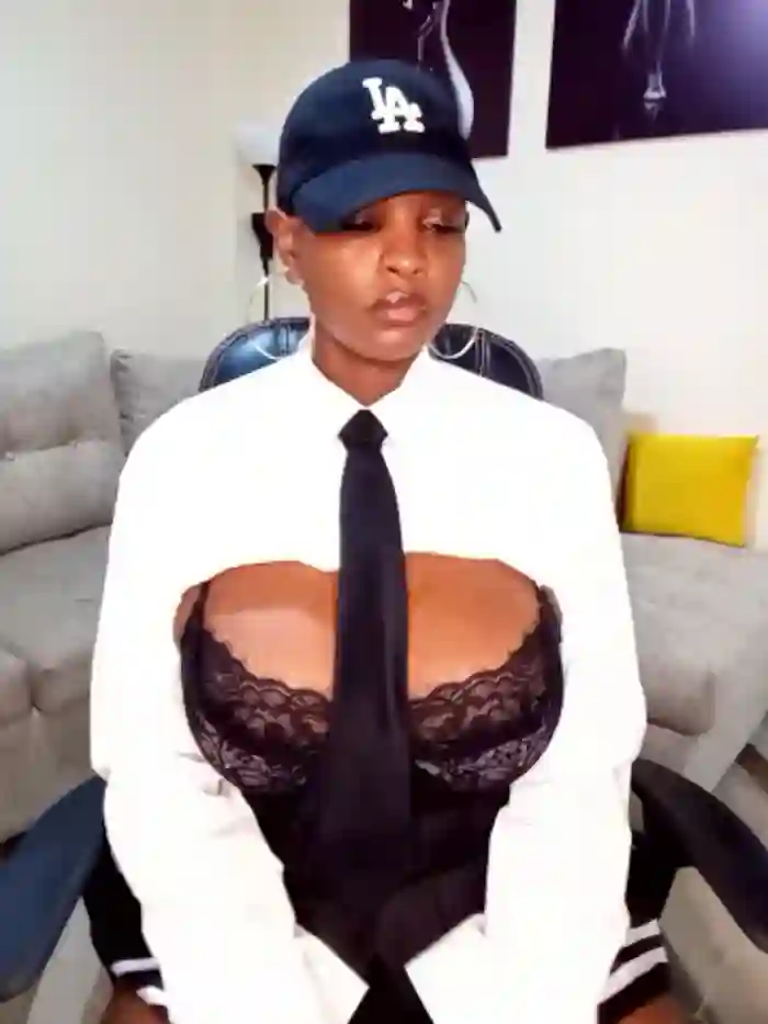 Sexy_panda69