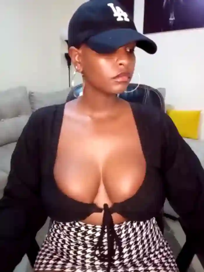 Sexy_panda69