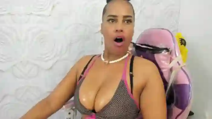 pamela_guzmaan