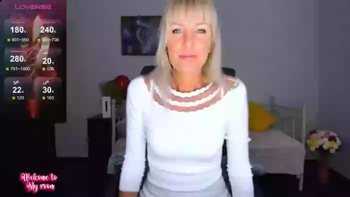 Anita_Tayson