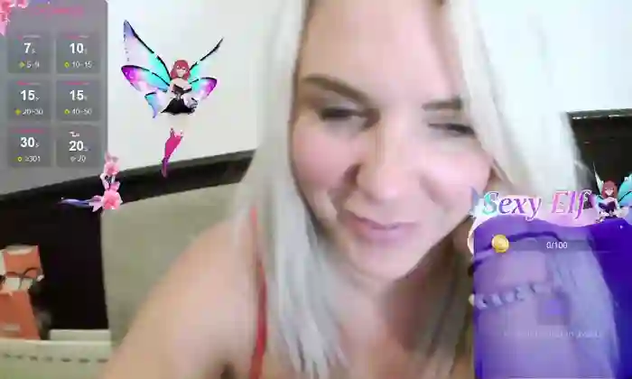 Bustyblondebabe32