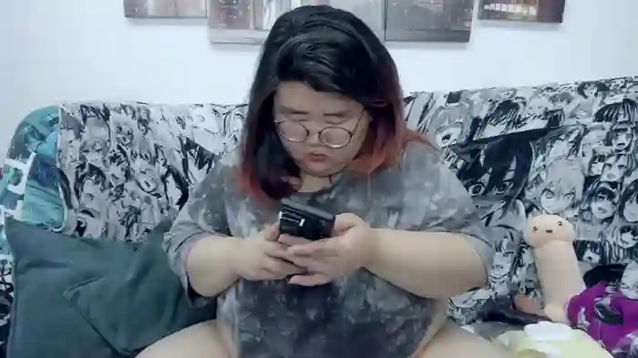 Nadine_asian