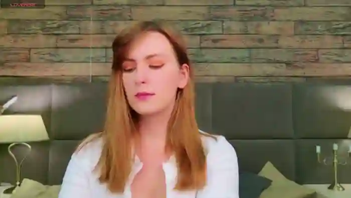MaayaBelle