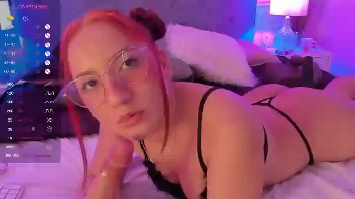 Zoe_kener