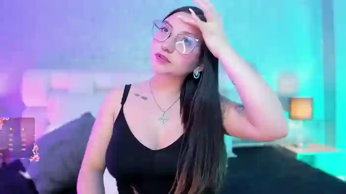 lucy_neil