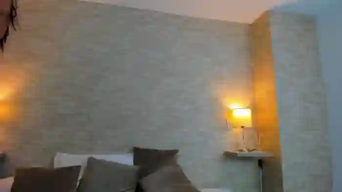 Zara_slim22
