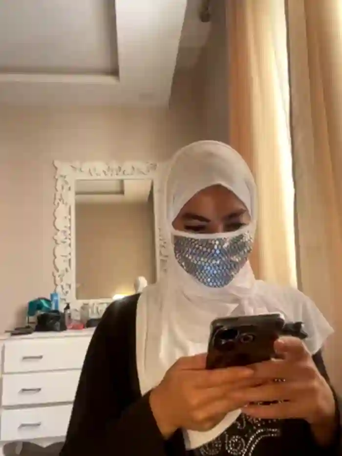 Hijabi_HotGirls