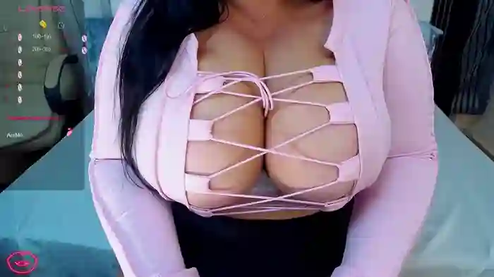 Valeri_wow_Boobs