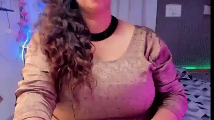 Gulabi_Queen