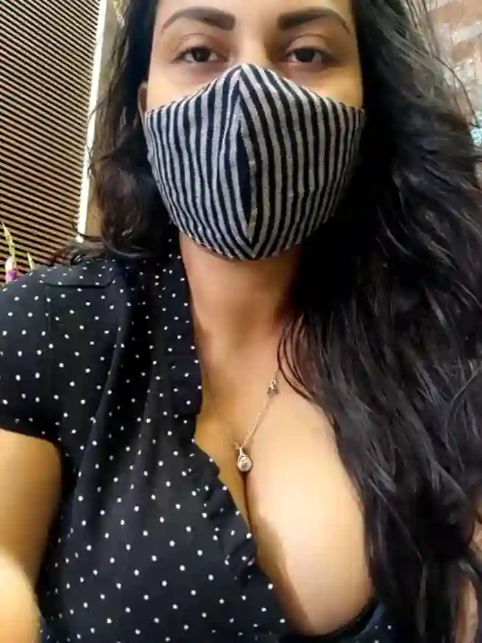 HaaniKaur