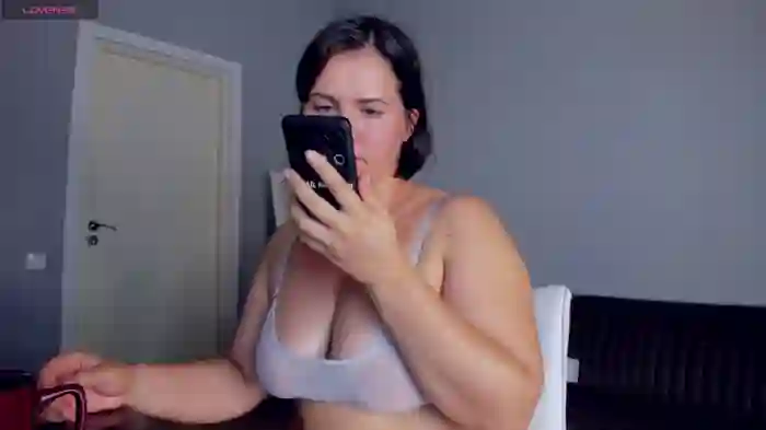 M1ssShyMira