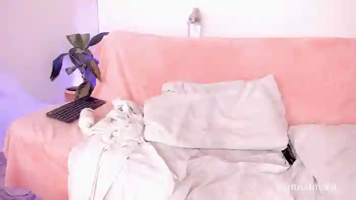 Ivannabreast_Official