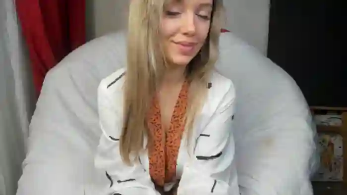 foxy_blond