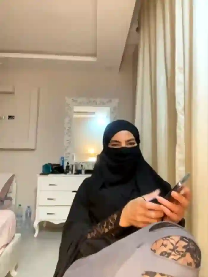 Hijabi_HotGirls