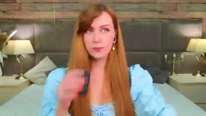 MaayaBelle