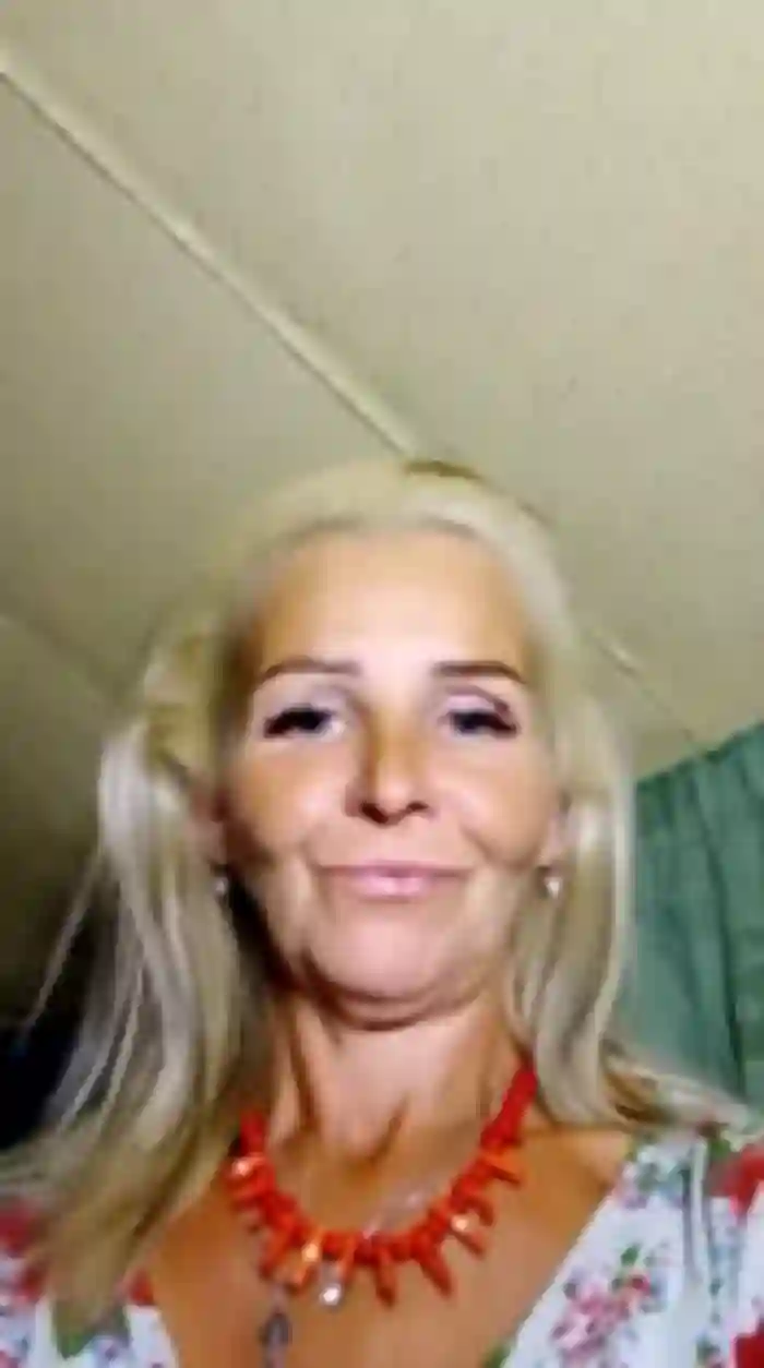 CassandraSandra44