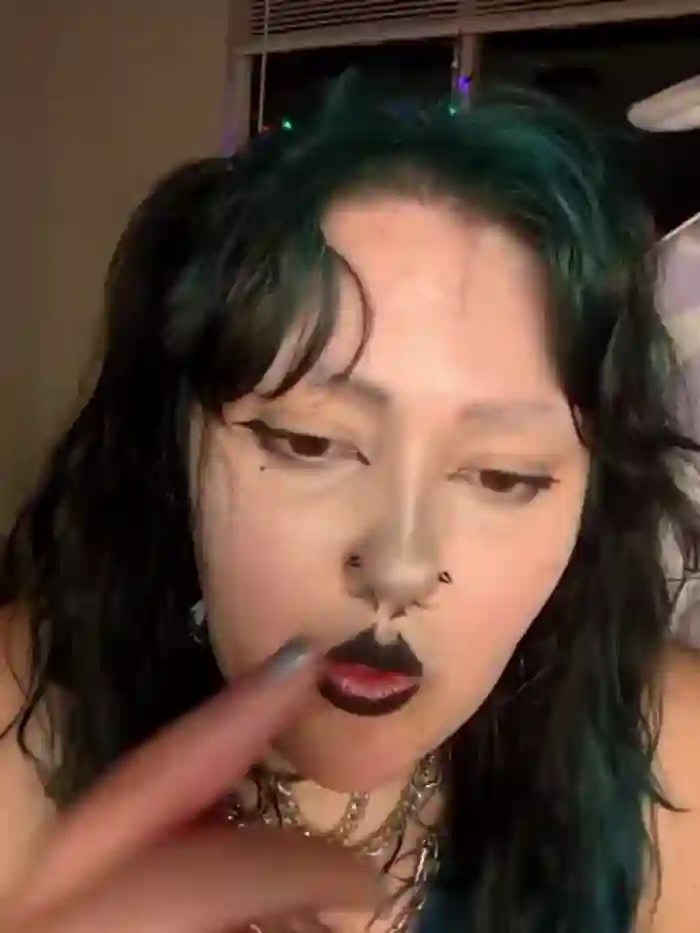 Cutegothcrybabyx
