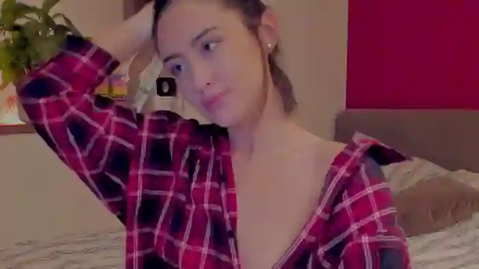 Alexa_Girl1