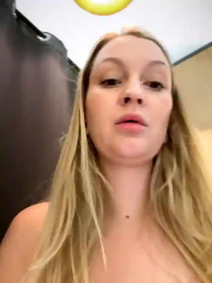 Teya_moon_