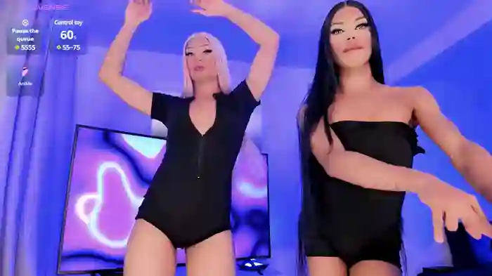 Valentine_And_Gabriela