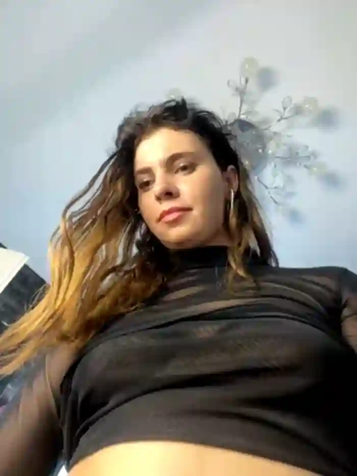 CurlyLara