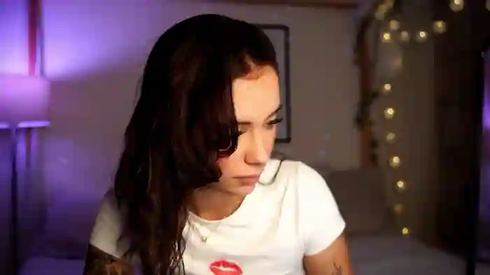 Naomii18_