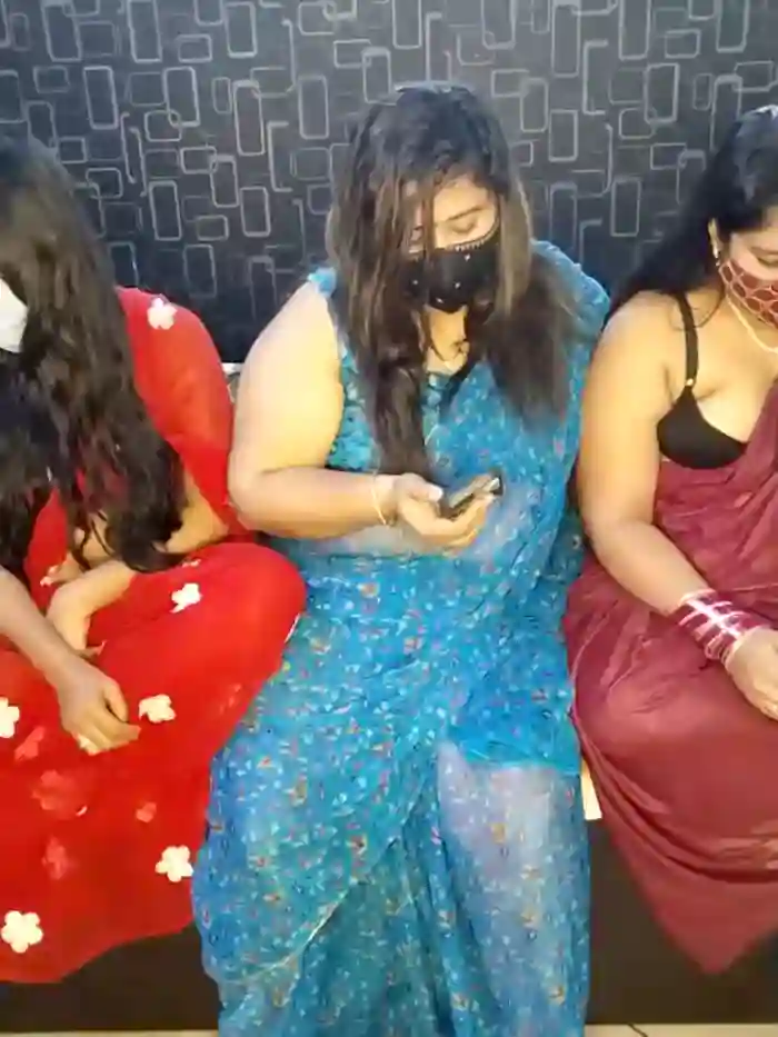Indian_hotmilfs