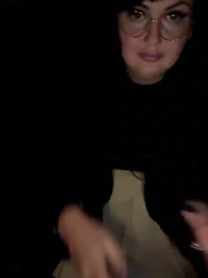 Young_hot_mom