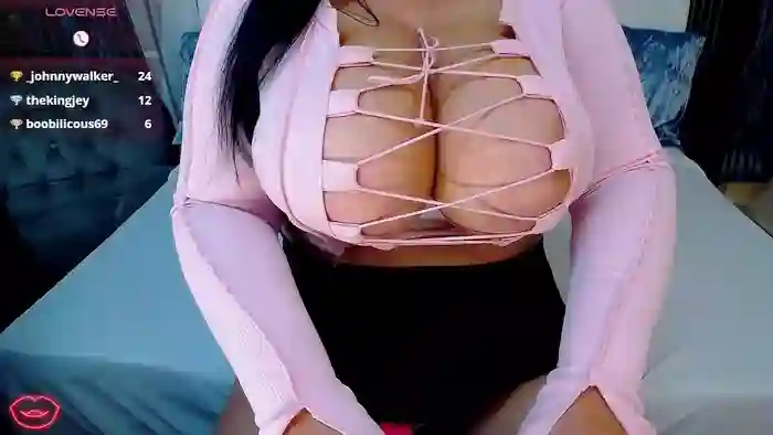 Valeri_wow_Boobs