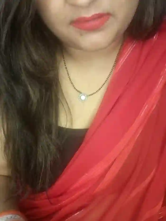 Indian_hotmilfs