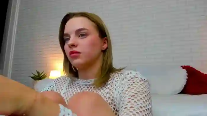Alicia-Luv