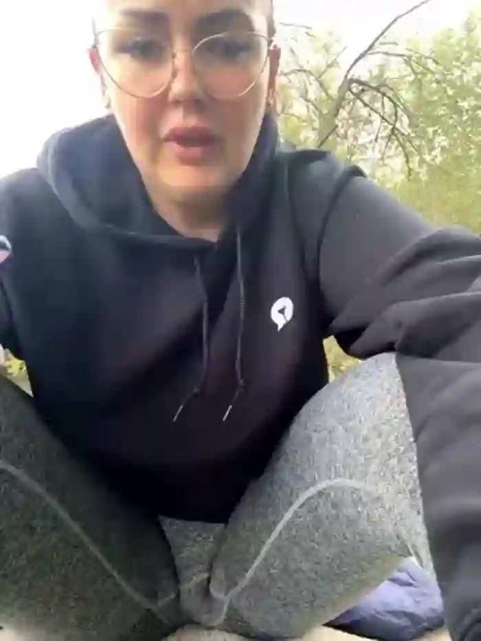 Young_hot_mom