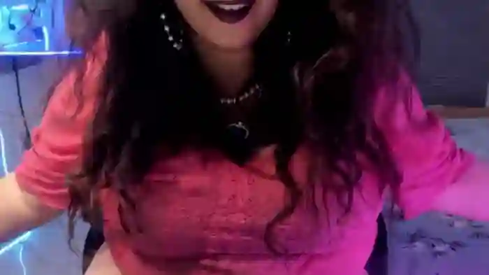 Gulabi_Queen