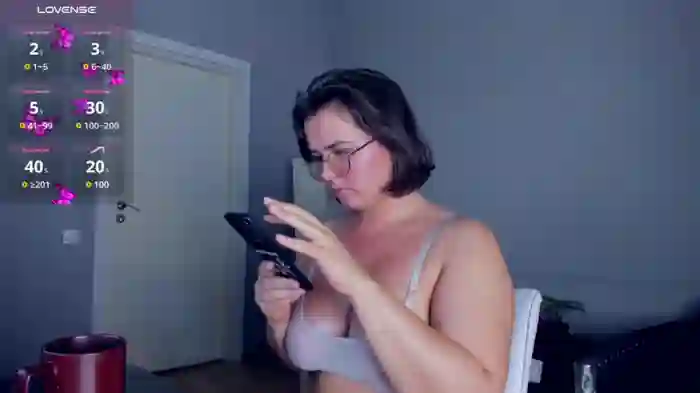 M1ssShyMira