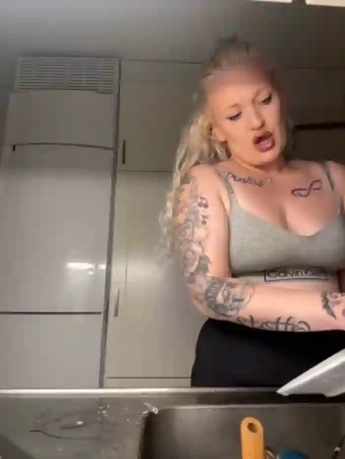 QueenOfFknBj