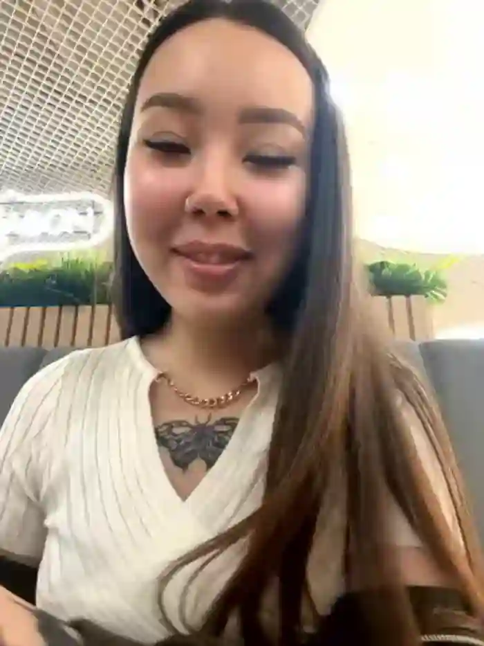 Asian_Asami