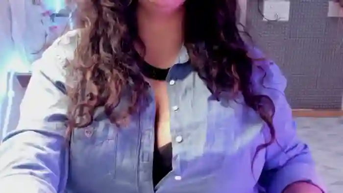 Gulabi_Queen