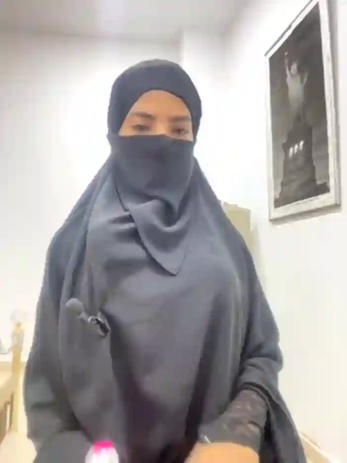 Hijabi_HotGirls