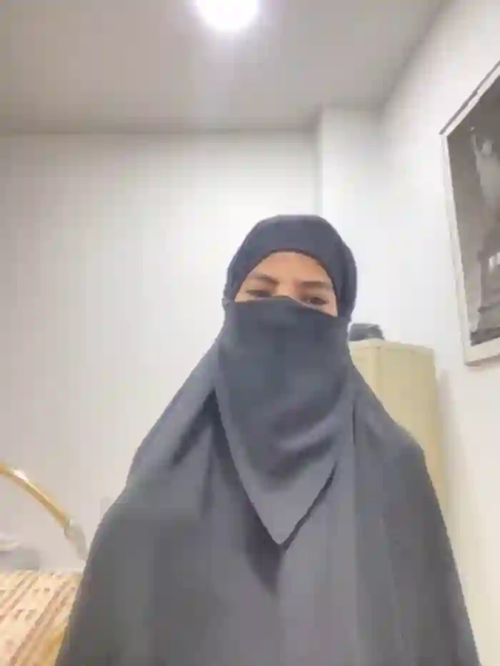 Hijabi_HotGirls