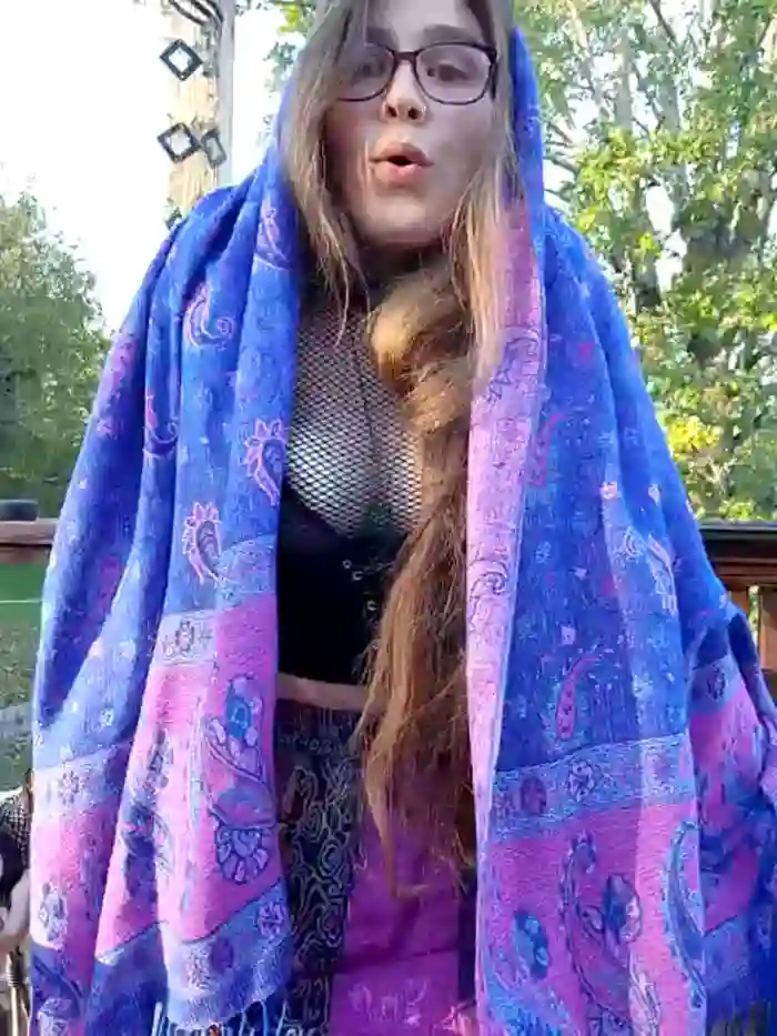 zorii_love