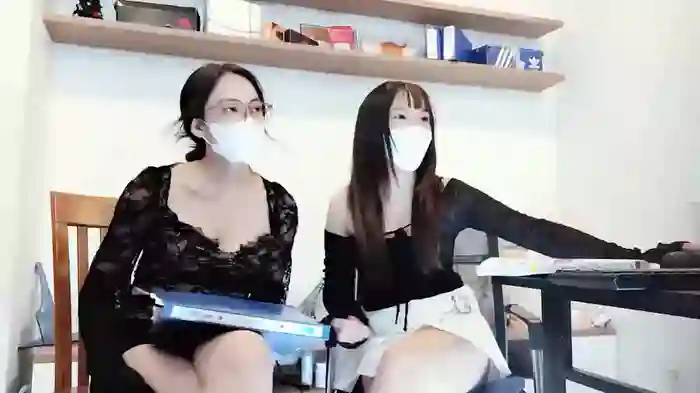 Lush-Cum-Sneaky