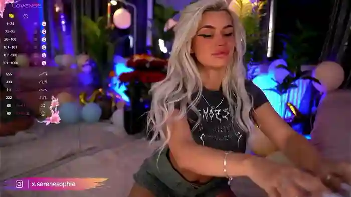 Serene_Sophiex