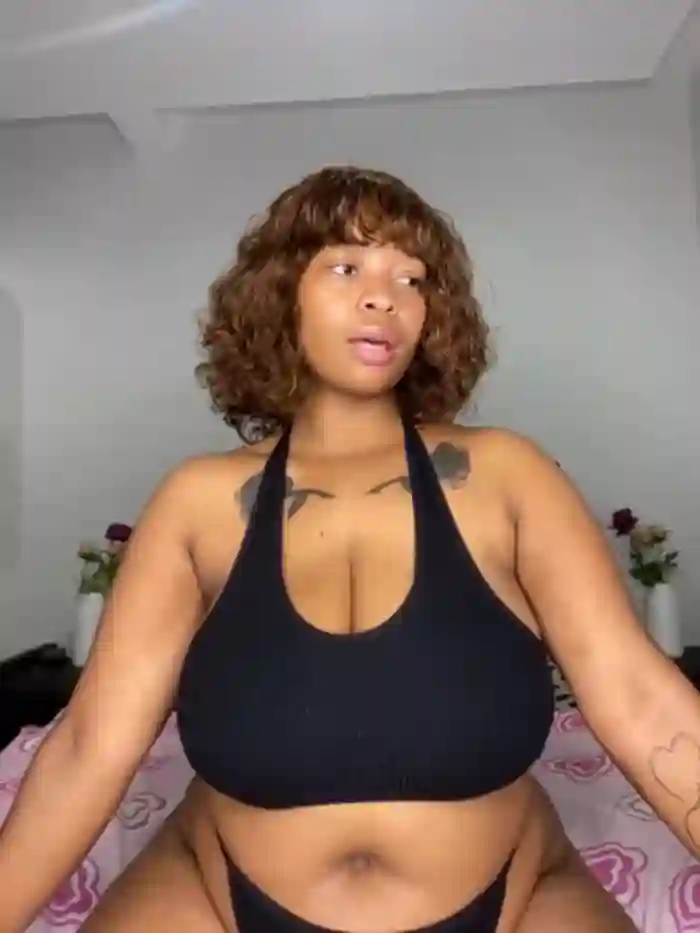 LoveBustyX