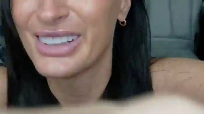 busty-milf-harper