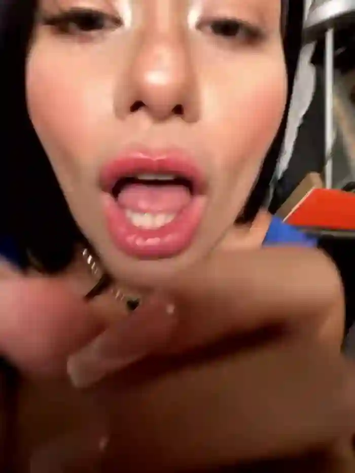 Miah_gomez_